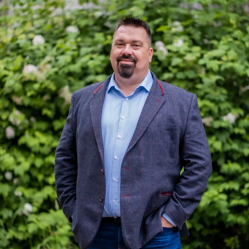 Piotr Tarasek, Skylon Construction